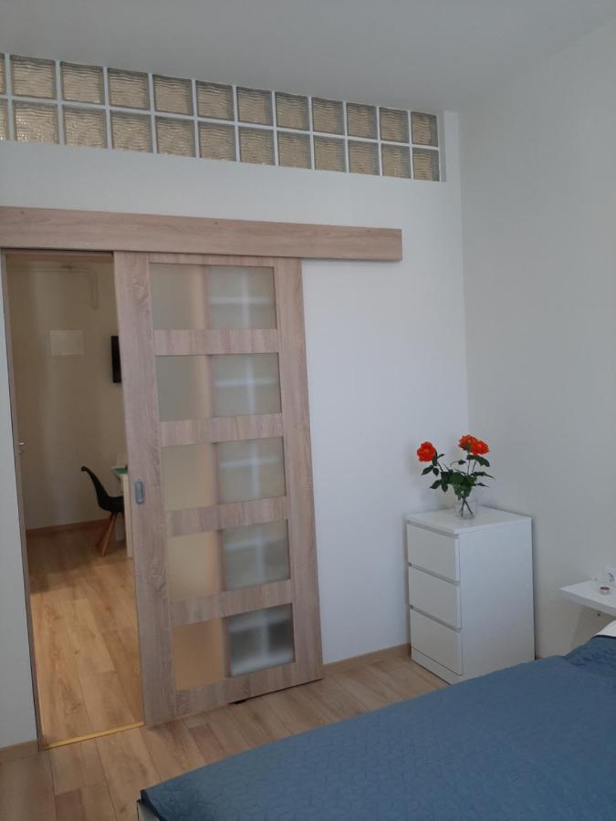 Forras Apartman Eger Exteriör bild